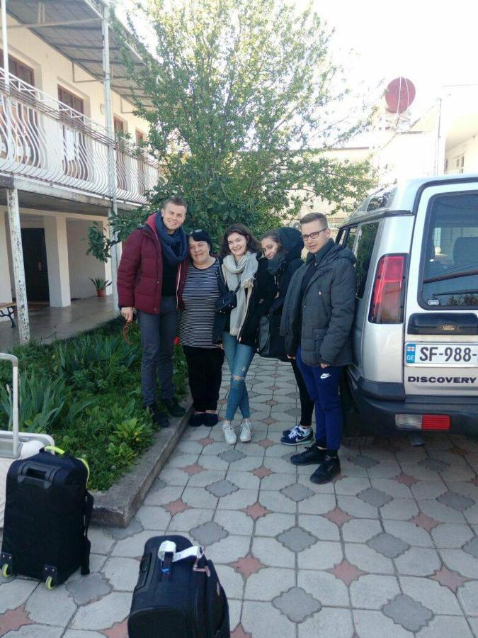 Guest House Nona Kutaisi Esterno foto