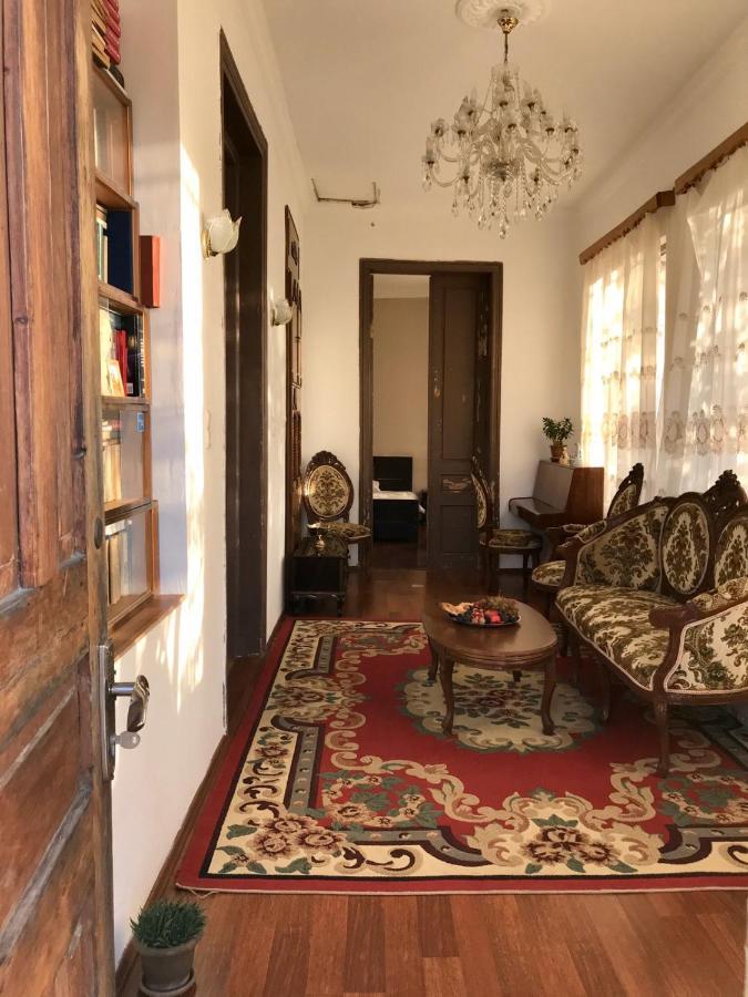 Guest House Nona Kutaisi Esterno foto